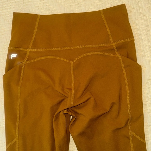 Fabletics Pure Luxe Khaki Marigold Small I23 - Picture 4 of 6
